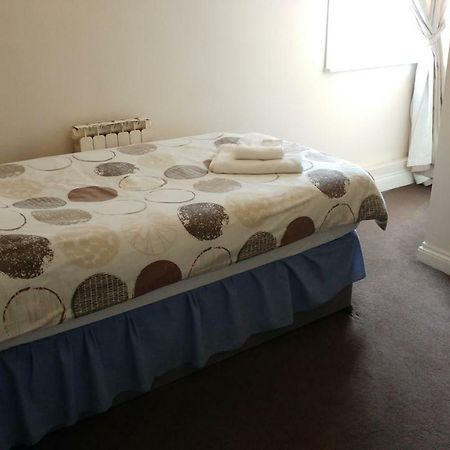 The Three Horseshoes Drayton Parslow ภายนอก รูปภาพ