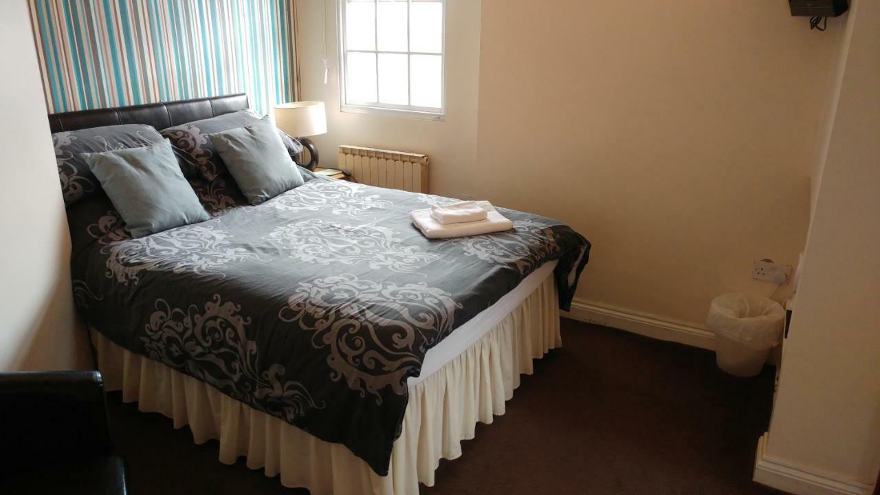 The Three Horseshoes Drayton Parslow ภายนอก รูปภาพ
